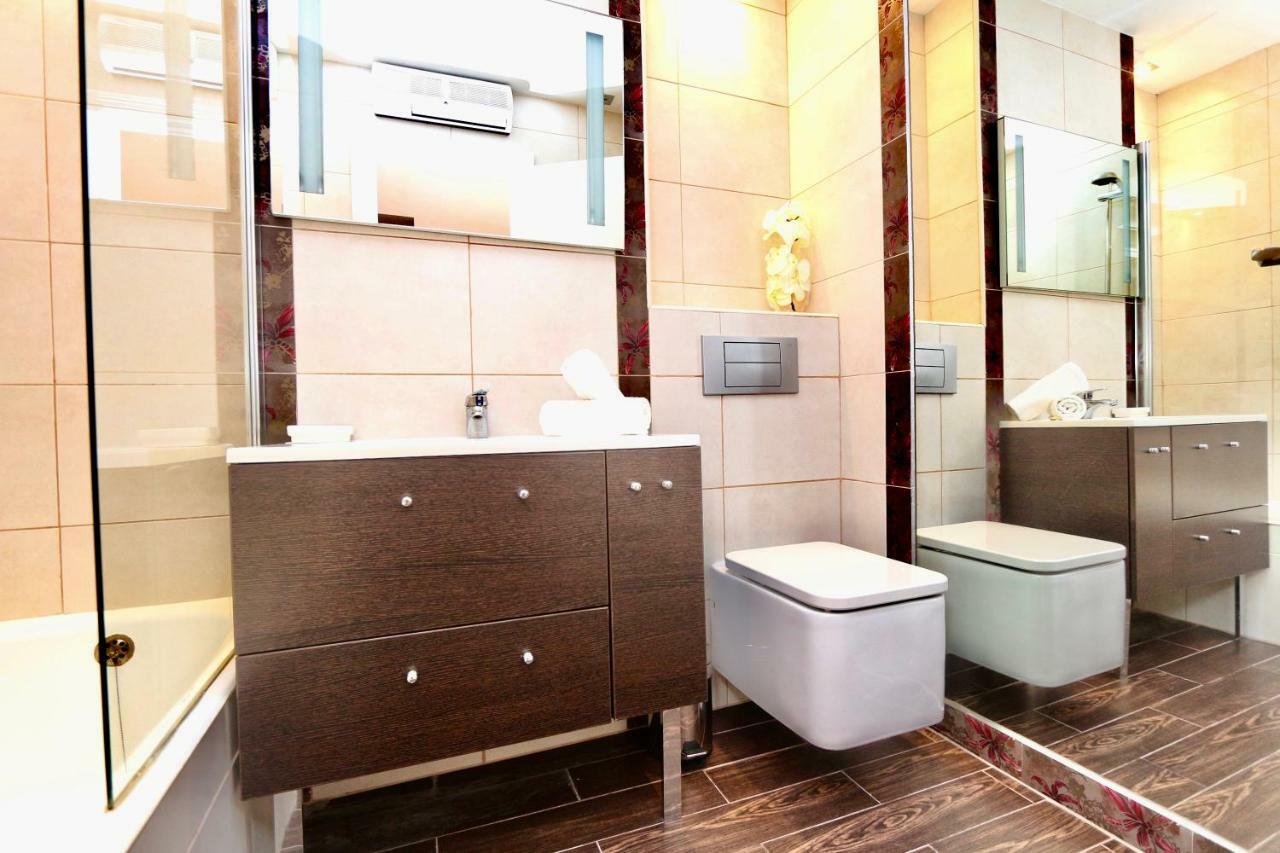 3- Bedroom Apartment In The Centre Of Calpe With Nice Living Room, 1 Bathroom. Bagian luar foto